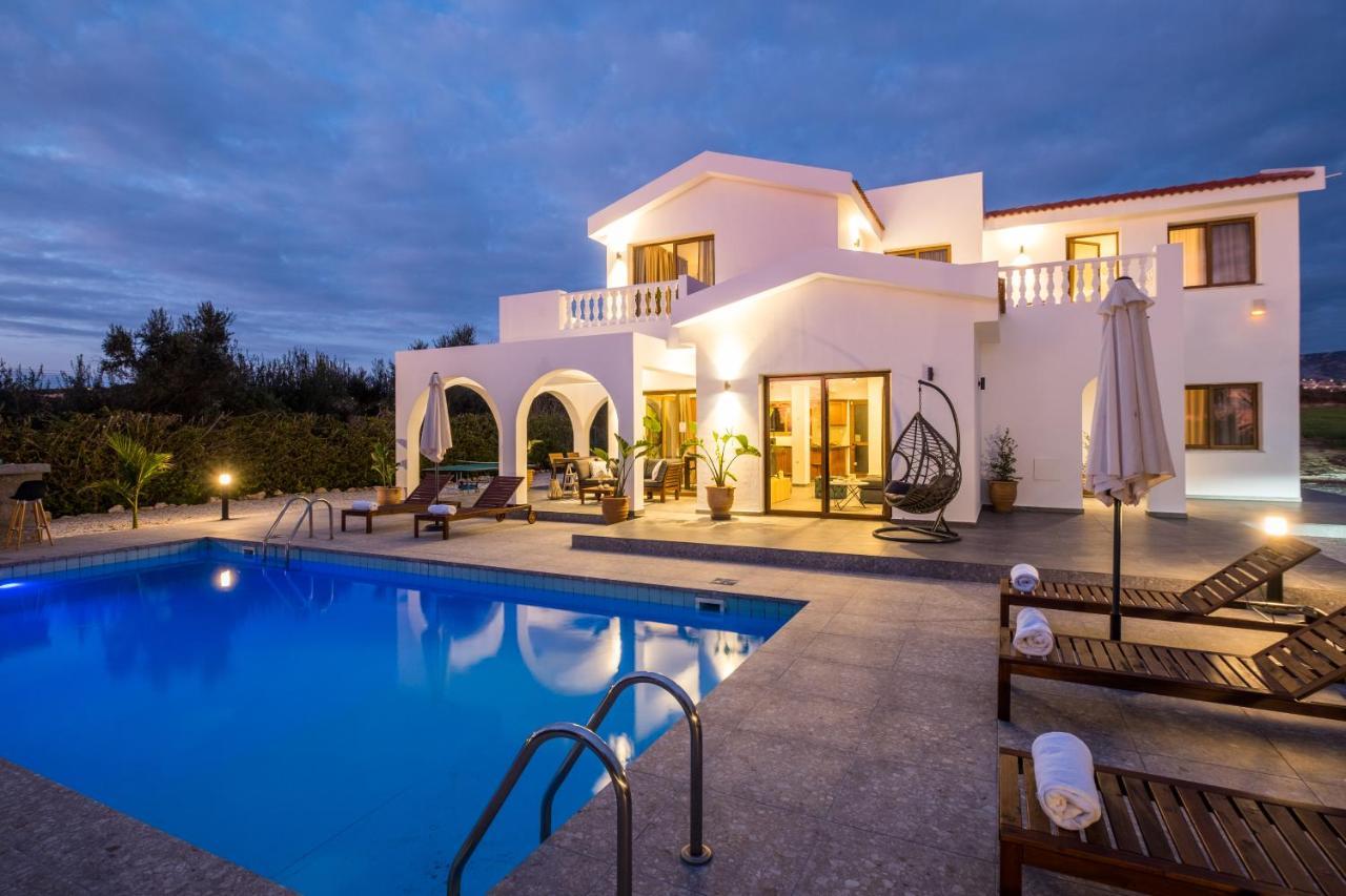 Cocoon Luxury Villa In Coral Bay-3 Min To Beach Peyia Extérieur photo