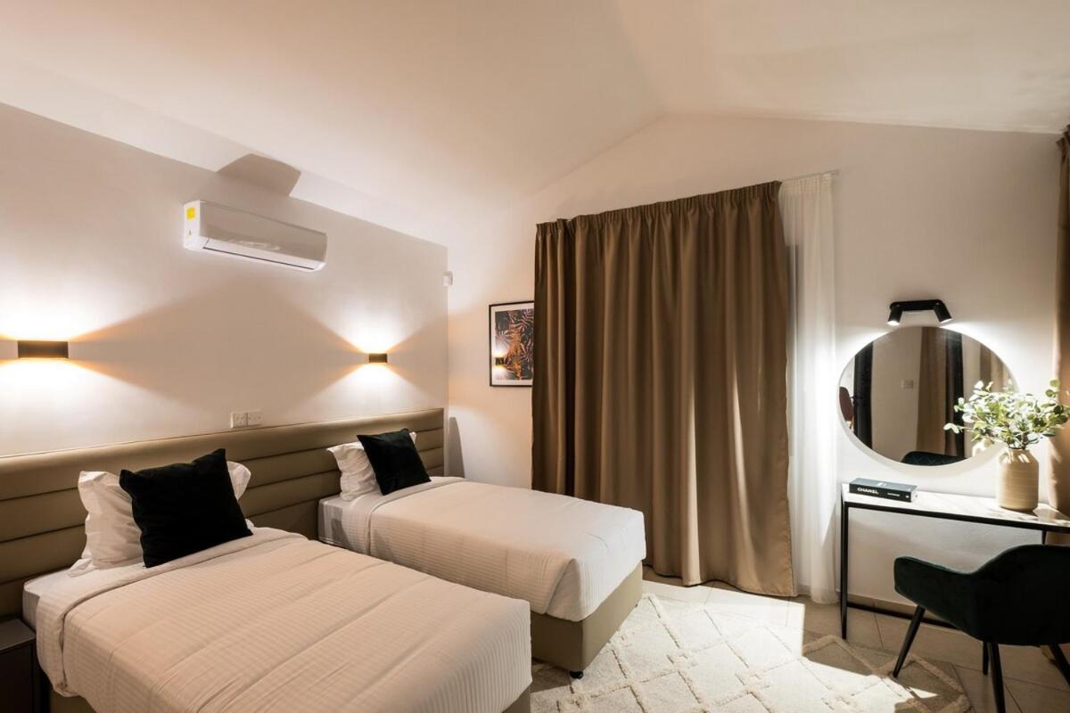 Cocoon Luxury Villa In Coral Bay-3 Min To Beach Peyia Extérieur photo